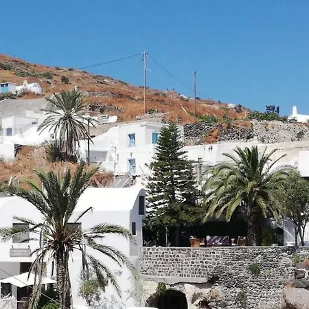 Santorini Seaview Garden - Perfect Location *